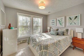 Spacious Modern Home ~ 1 Mi to Camelback Mountain!