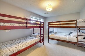 Spacious Modern Home ~ 1 Mi to Camelback Mountain!