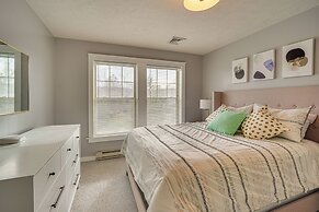 Spacious Modern Home ~ 1 Mi to Camelback Mountain!