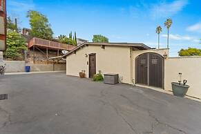 Mountain Majesty With AC BBQ Parking