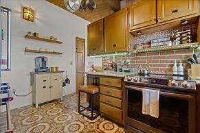 Mountain Majesty With AC BBQ Parking