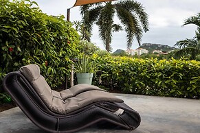 Blue Bay s Tropical Escape