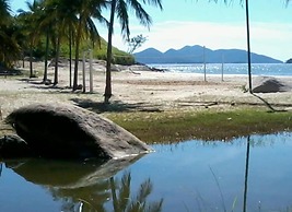 Reserva do Sahy, Condado