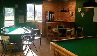 Reserva do Sahy, Condado