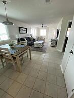 Bienvenue 1 Bedroom Condo