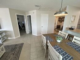 Bienvenue 1 Bedroom Condo