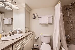 Stone Creek Meadows 205 2 Bedroom Condo