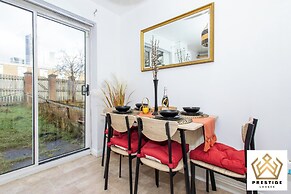 Manchester Home, City Centre, Park, Full Kitchen