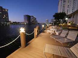 Oceanfront Oasis Charming 1BR Getaway