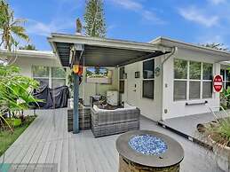 Buddha House 3BR 2BA Home -lush Backyard