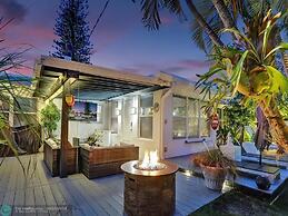 Buddha House 3BR 2BA Home -lush Backyard