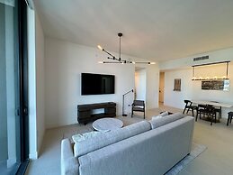 Sky-high Luxury in Downtown Miami