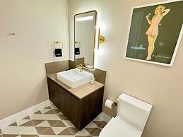 Sky-high Luxury in Downtown Miami