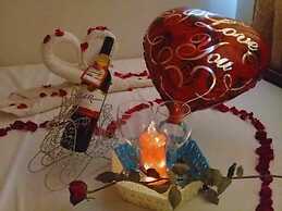 Covent Garden UNIVERSITY BELT- Manila PH