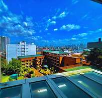 Covent Garden UNIVERSITY BELT- Manila PH