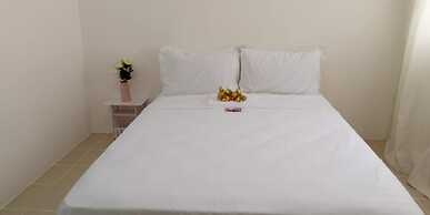 Covent Garden UNIVERSITY BELT- Manila PH