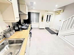 Comfortable Stay - Myrtle Cres