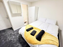 Comfortable Stay - Myrtle Cres