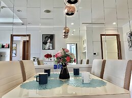 Sunny - Vinhomes Times City Park Hill