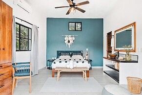 Casa Latino 2