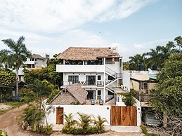 Casa Latino 2