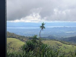 Campos de Oro Wilderness Lodge