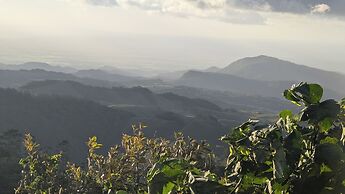 Campos de Oro Wilderness Lodge