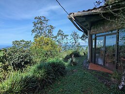 Campos de Oro Wilderness Lodge