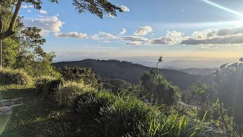 Campos de Oro Wilderness Lodge