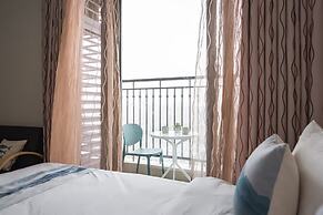 Sunny - Vinhomes GreenBay Residences