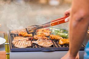 Sunny - Vinhomes GreenBay Residences