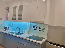 Sunny - Vinhomes GreenBay Residences