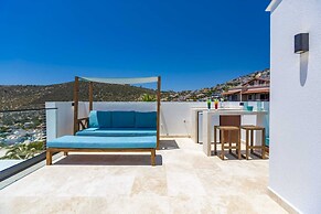 Luxurious 3 bed Villa Located in Kasantalya Turkey With Private Pool a