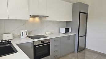 154 LCA - Stay Local Apartment