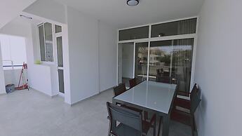 154 LCA - Stay Local Apartment