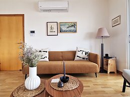 56 NIC - Stay Space View Apartment