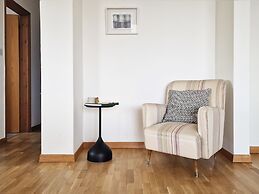 56 NIC - Stay Space View Apartment