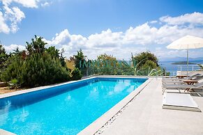 İmportantTravel BD4123 5Bedroomed Villa