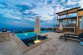 Villa Bella Rose is a Stunning Villa With a sea View