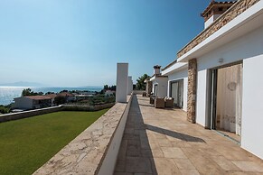 Amelia Villa Collection