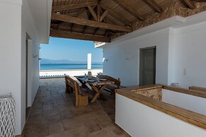 Amelia Villa Collection