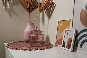 Amelia Villa Collection