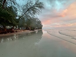 Hello Banchuen Beach