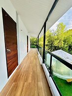 Hello Banchuen Beach