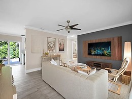 Tropical Oasis With Private Pool Jacuzzi