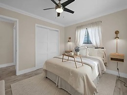 Tropical Oasis With Private Pool Jacuzzi