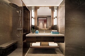 Dusit Le Palais Tu Hoa Hanoi