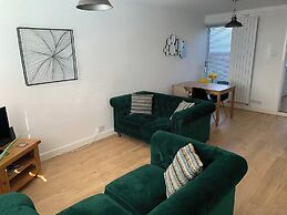 Beautiful 2-bed House in Portsmouth