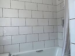 Beautiful 2-bed House in Portsmouth