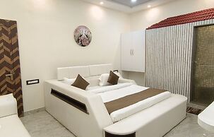Hotel Devvanshi Vila